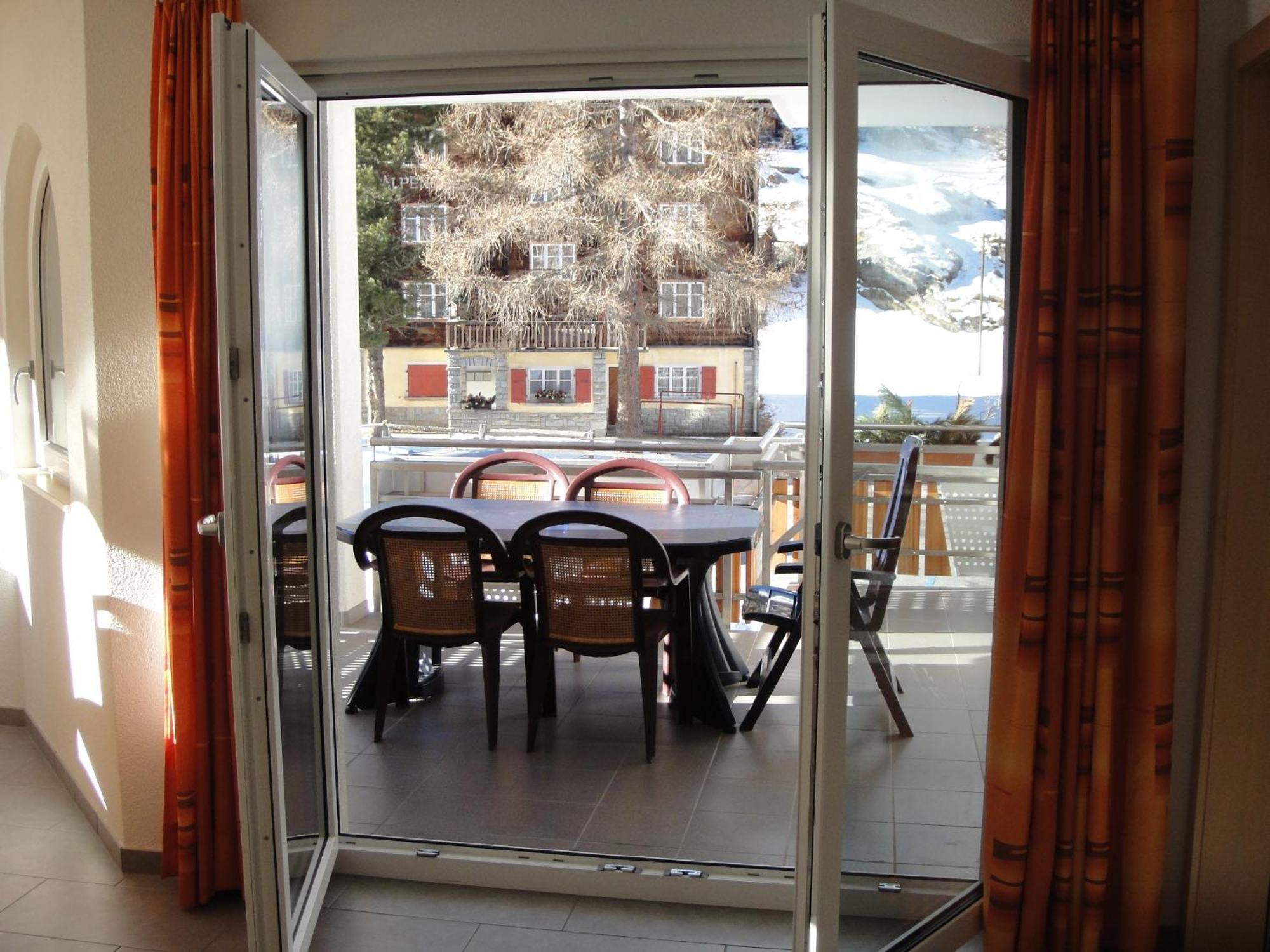 Haus Alpenstern Apartment Saas-Grund Ruang foto