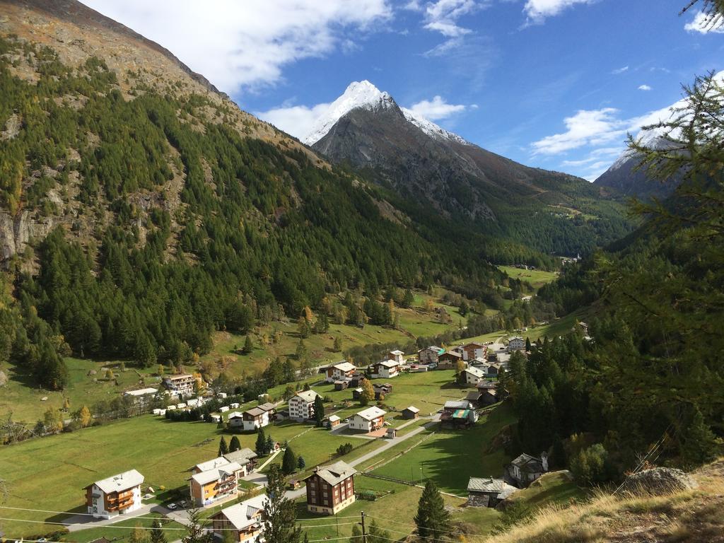 Haus Alpenstern Apartment Saas-Grund Bagian luar foto