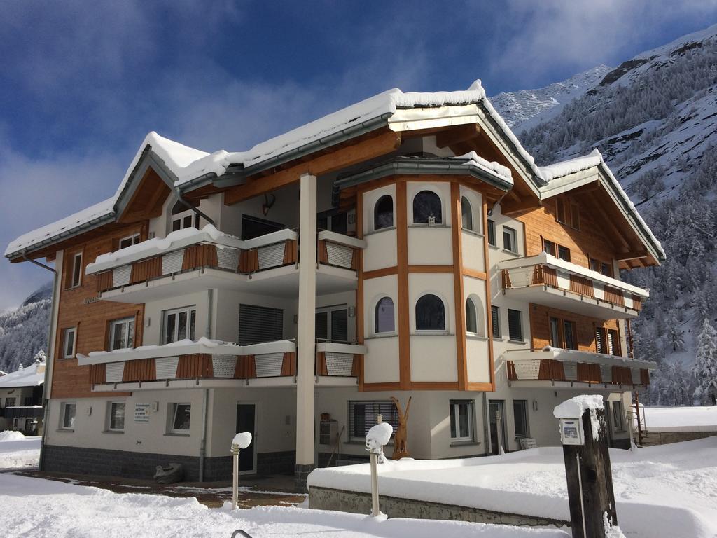 Haus Alpenstern Apartment Saas-Grund Bagian luar foto