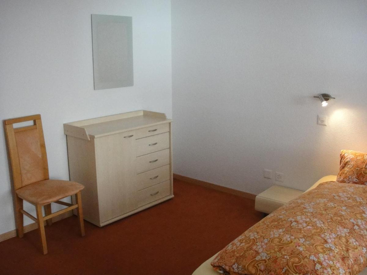 Haus Alpenstern Apartment Saas-Grund Ruang foto